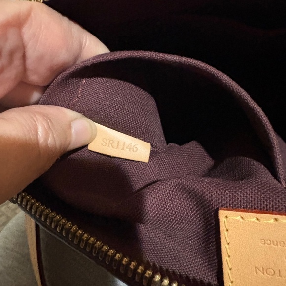 Louis Vuitton Turenne PM - Picture 10 of 11